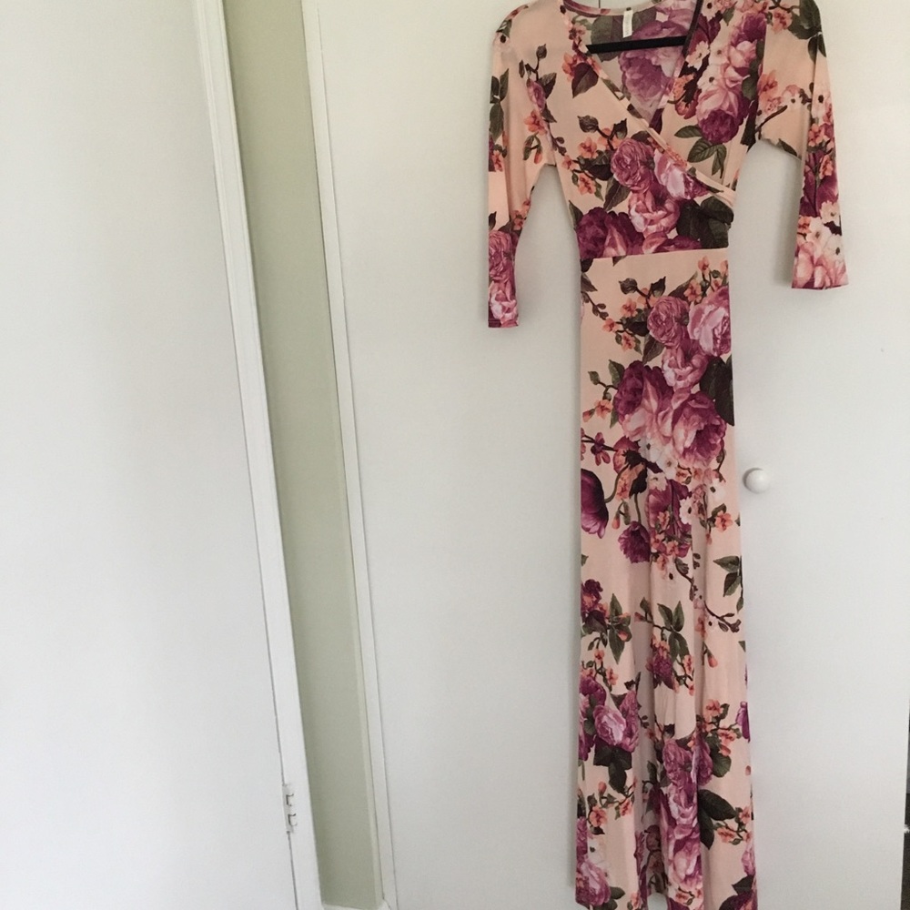 Maternity nursing maxi dress